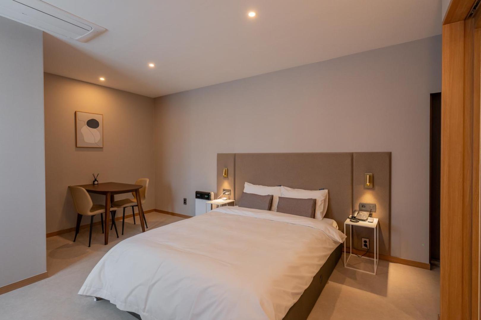 H-Avenue Hotel Munhyeon Busan Exterior photo